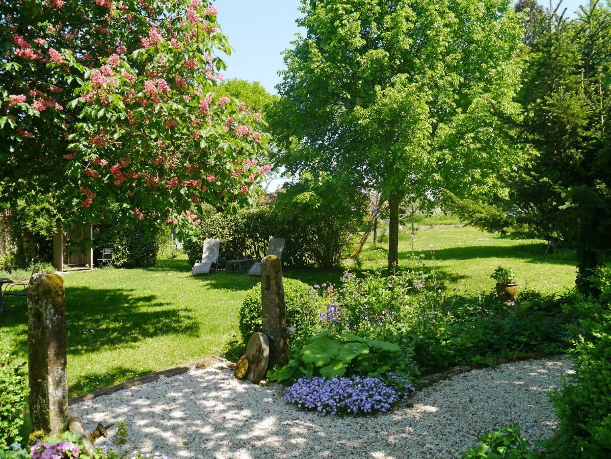 La Maison Au Vert Melincourt Esterno foto